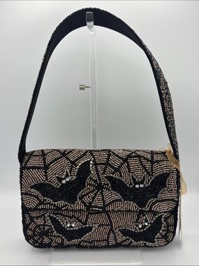 🦇🕸️Made in India Beaded Bat Bag - Viral- Champagne Gold and Black🦇🕸️